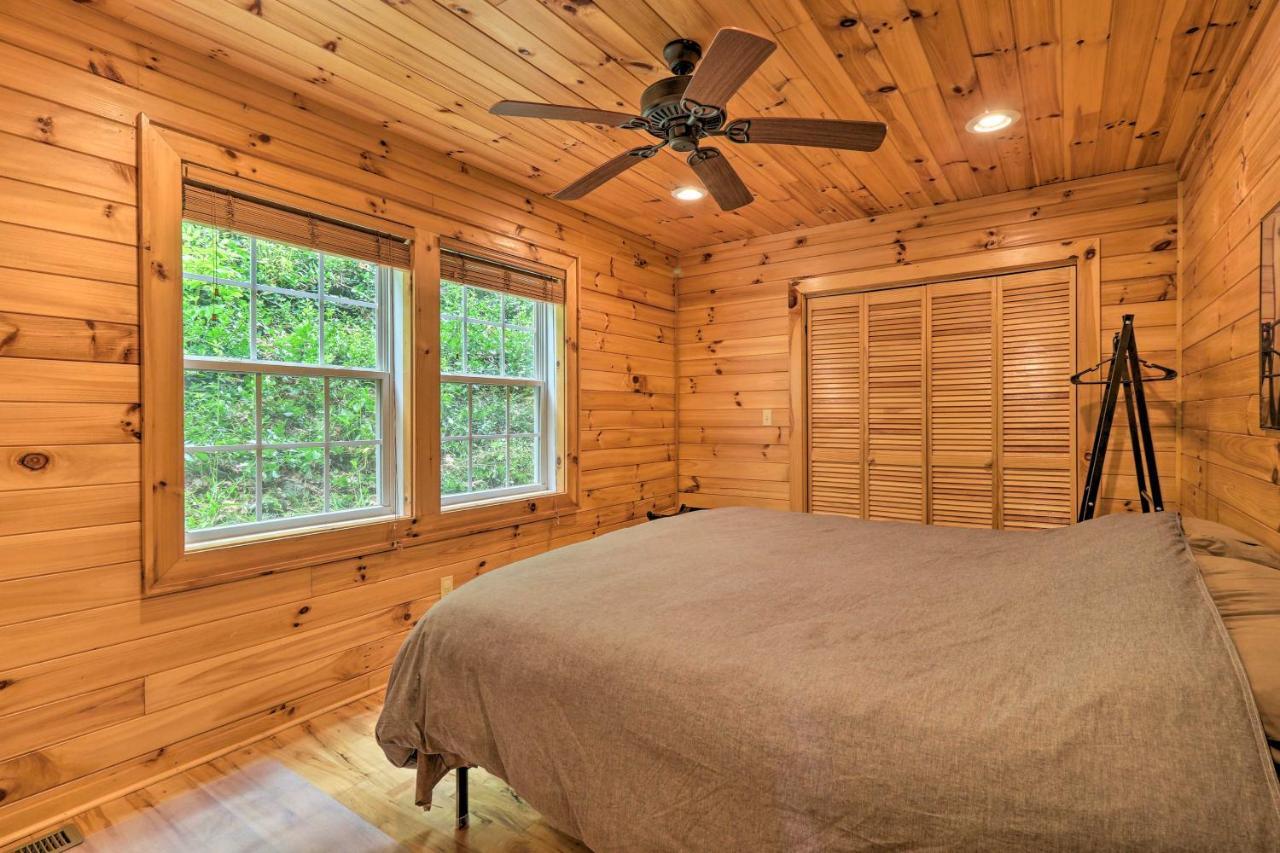 Cozy Boone Cabin With Deck Close To Downtown! Exteriér fotografie